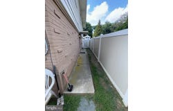 634 GREEN BRIAR ROAD, ELKINS PARK, PA 19027