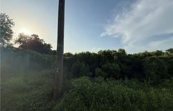 647 FLORISSANT Highway lot: ., LA 70085