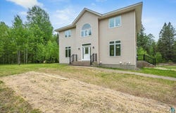 6055 Howard Gnesen Rd, Duluth, MN 55803