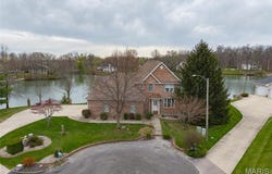 6 N Shore Drive, Worden, IL 62097