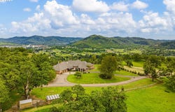 375 BELLA HILLS LN, Roseburg, OR 97471