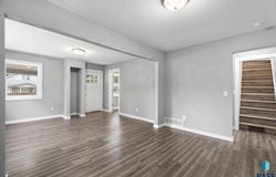 823 W 22nd St, Sioux Falls, SD 57105