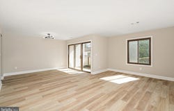 V AVON DRIVE, EAST WINDSOR, NJ 08520