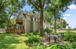 405 Oak Avenue N, Annandale, MN 55302