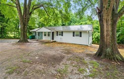 1700 Old Hollow Road, Walkertown, NC 27051