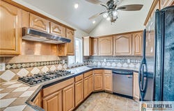 81 Coakley Street, Iselin, NJ 08830