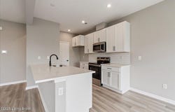 194 Harvest Point Way, Mt Washington, KY 40047