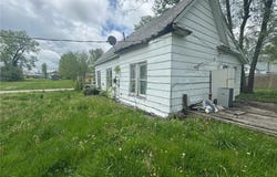 121 E Truman Street, Marceline, MO 64658