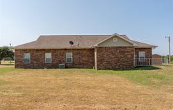 4 S Hillcrest Way, Okemah, OK 74859