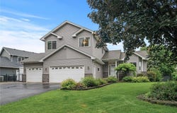 502 Hawthorn Road, Lino Lakes, MN 55014