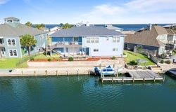 205 Sandy Cove, Rockport, TX 78382
