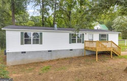 218 Gainesville Street, Carnesville, GA 30521