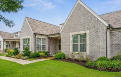 8742 BEDFORDSHIRE Dr, Bartlett, TN 38133