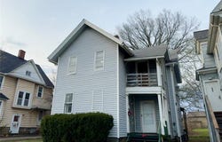 543 E Buchtel Avenue, Akron, OH 44304
