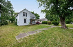 2515 Stevens Ave, Parsons, KS 67357