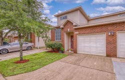 2132 Hadleigh Hills Court, Navarre, FL 32566