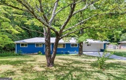 809 Shadybrook, Marietta, GA 30066