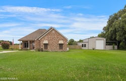 321 Rue De La Vache Road, Scott, LA 70583