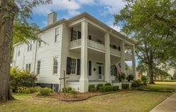 221 3rd St S, Columbus, MS 39701