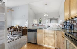 8030 N Drury Avenue, Kansas City, MO 64119