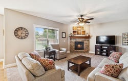 12912 Westbrook Drive, Urbandale, IA 50323