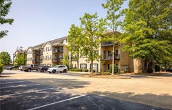 607 W Glenn Avenue unit: 208, Auburn, AL 36832