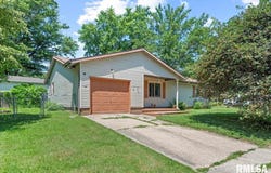 25 Ivy Hill Drive, Riverton, IL 62561