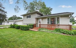 3124 Pridemore Drive, Cedar Falls, IA 50613