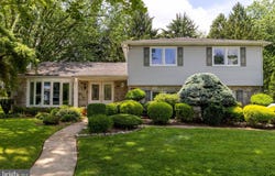 1018 CORN CRIB DRIVE, HUNTINGDON VALLEY, PA 19006
