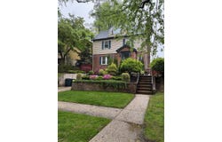 19346 McLaughlin Avenue, Holliswood, NY 11423