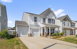 105 Centerpiece Drive, High Point, NC 27265
