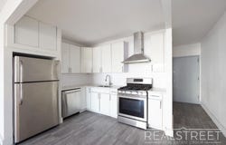 90-02 Queens Blvd, ELMHURST, NY 11373