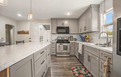 6710 28th Avenue, Hudsonville, MI 49426