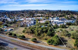 1252 Petaluma Boulevard N, Petaluma, CA 94952