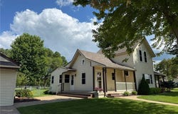221 22nd Avenue SW, Faribault, MN 55021