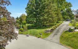 16 Kingwood Lane, Poughkeepsie, NY 12601