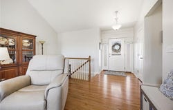 1609 Dalton Drive, Lee's Summit, MO 64081
