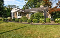 14 Pebble Hill Road N, DeWitt, NY 13214