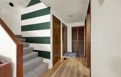 2700 HARLOW Rd, Eugene, OR 97401