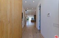 307 S Sycamore Ave, Los Angeles, CA 90036