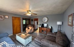 107 Turner Avenue, Wever, IA 52658