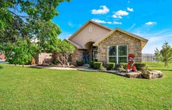 15897 W Gore Blvd, Cache, OK 73527-3107