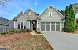 6452 Autumn Crest, Hoschton, GA 30548
