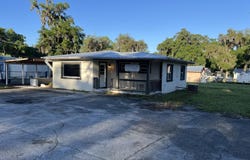 673 3RD Avenue, Welaka, FL 32189