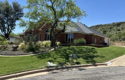 1 Squaw Lane, Ransom Canyon, TX 79366