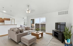 4920 S Klein Ave, Sioux Falls, SD 57106