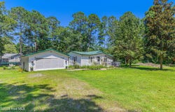 362 Pinefield Court NW, Calabash, NC 28467