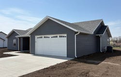 1102 S 30th St, Bethany, MO 64424