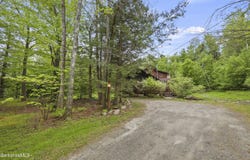 236 Surriner Rd, Becket, MA 01223
