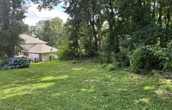 7925 Widdecomb Rd, Powell, TN 37849